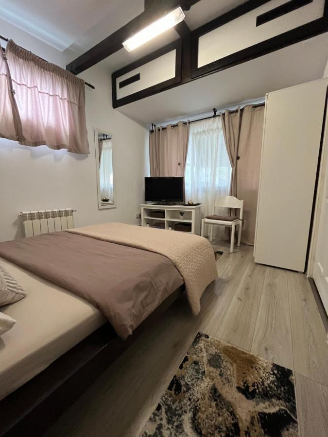 Charmante Petite Maison Transylvanie Villa Sacele Bagian luar foto